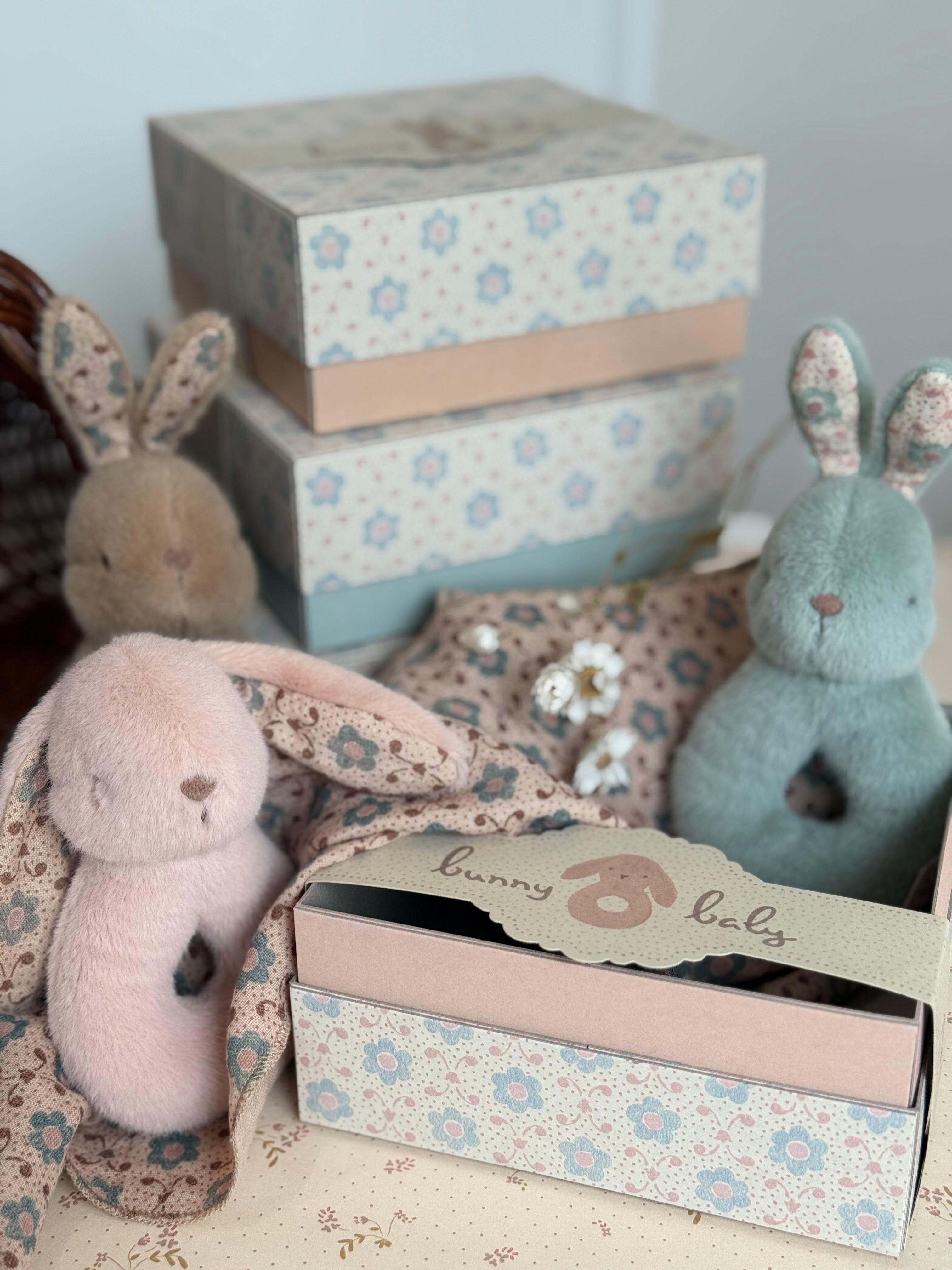 Rabbit Rattle Set - Mint