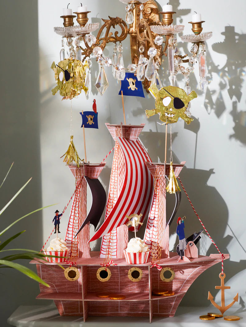 Pirate Bounty Centerpiece (1)