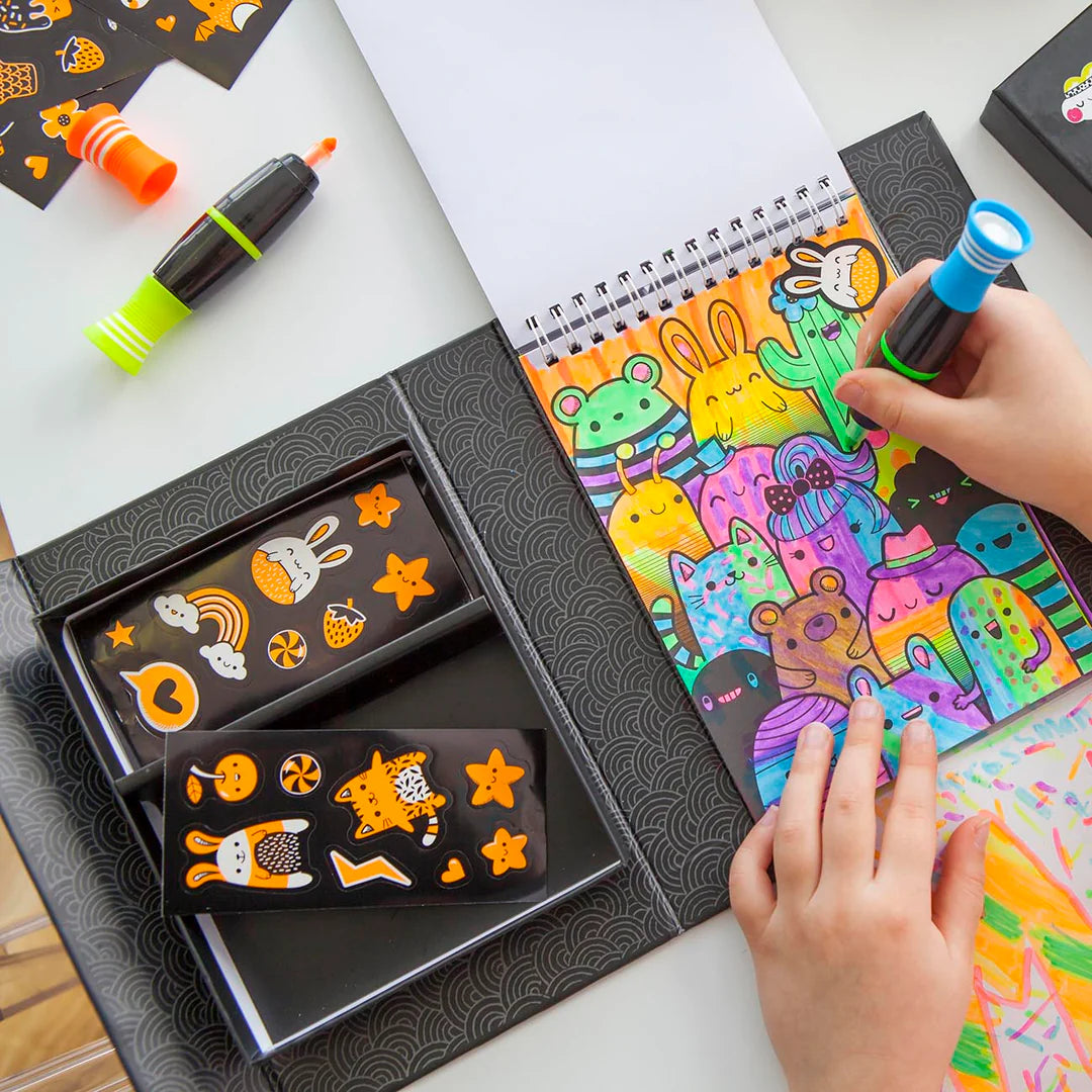 Neon Colouring Set - Glow Friends